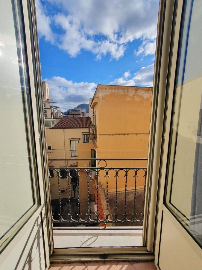Al Cortile Di Maqueda Apartment Palermo Exterior photo